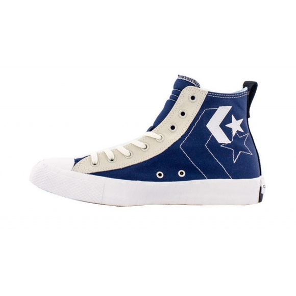 🆕Converse | Untitl3d Hi CTAS Sneaker - Picture 2 of 5